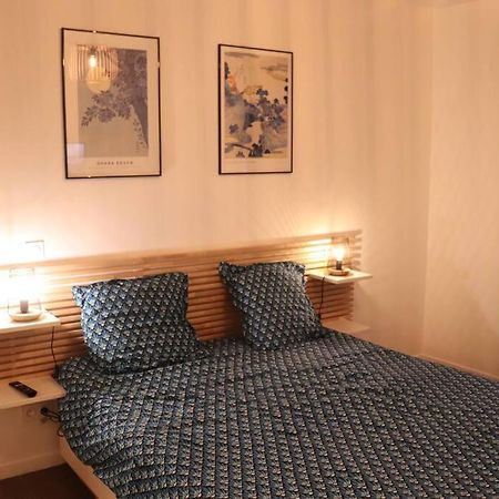 Apartamento Les Cedres -Tram A 50 Metres, Bordeaux A 5 Minutes, Parking Cenon Exterior foto